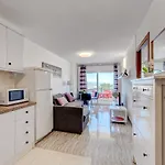 Torres Del Sol Front Ph06
